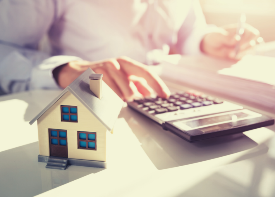 ¿Qué impuestos hay que pagar cuando se compra o vende una propiedad?